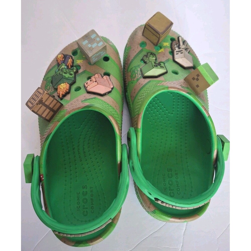 Minecraft Kids' Crocs Size Kids C12 Slides LIMITED EDITION Activewear Non-slip - Picture 3 of 14